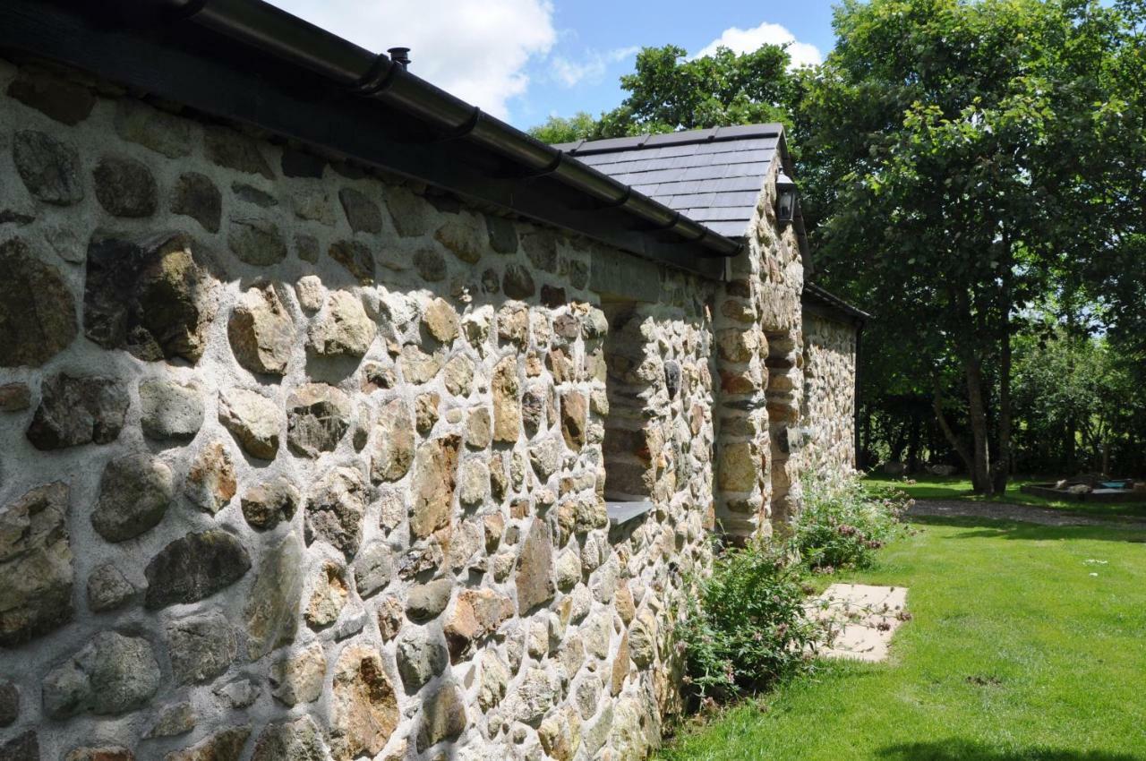 The Barn At Cae Bach Vila Gwalchmai Exterior foto